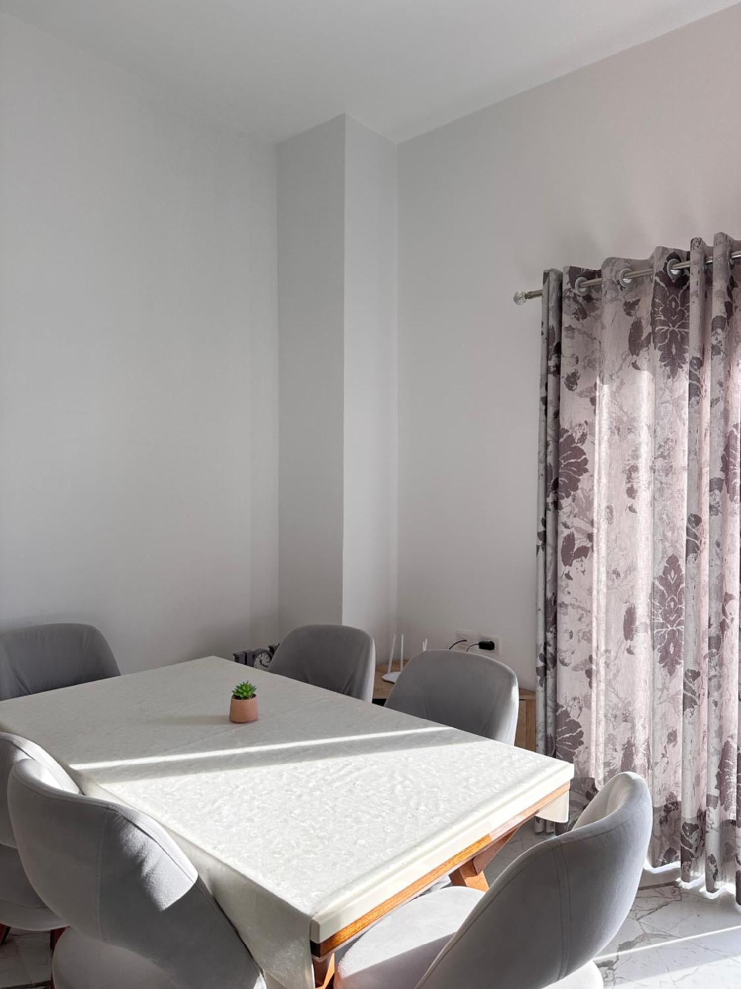 The Hill Sea View Apartment Саранда Екстер'єр фото
